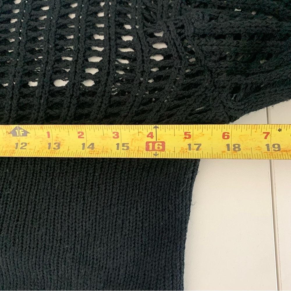 Hot Topic Black Open Knit Cropped Sweater Medium Long Sleeve Grunge Aesthetic - Picture 10 of 12